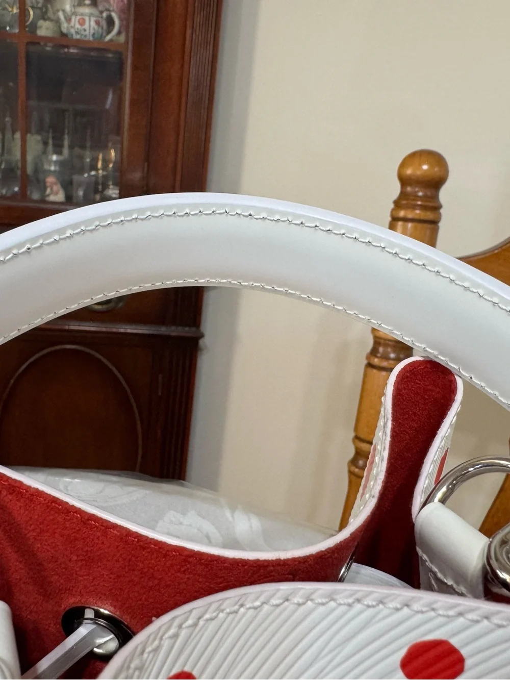 Louis Vuitton x Yayoi Kusama NeoNoe BB bag in White and Red Epi Leather